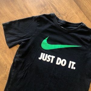Kids Nike T-shirt